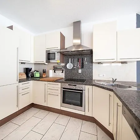 Cozy By Northsouth Apartment *
